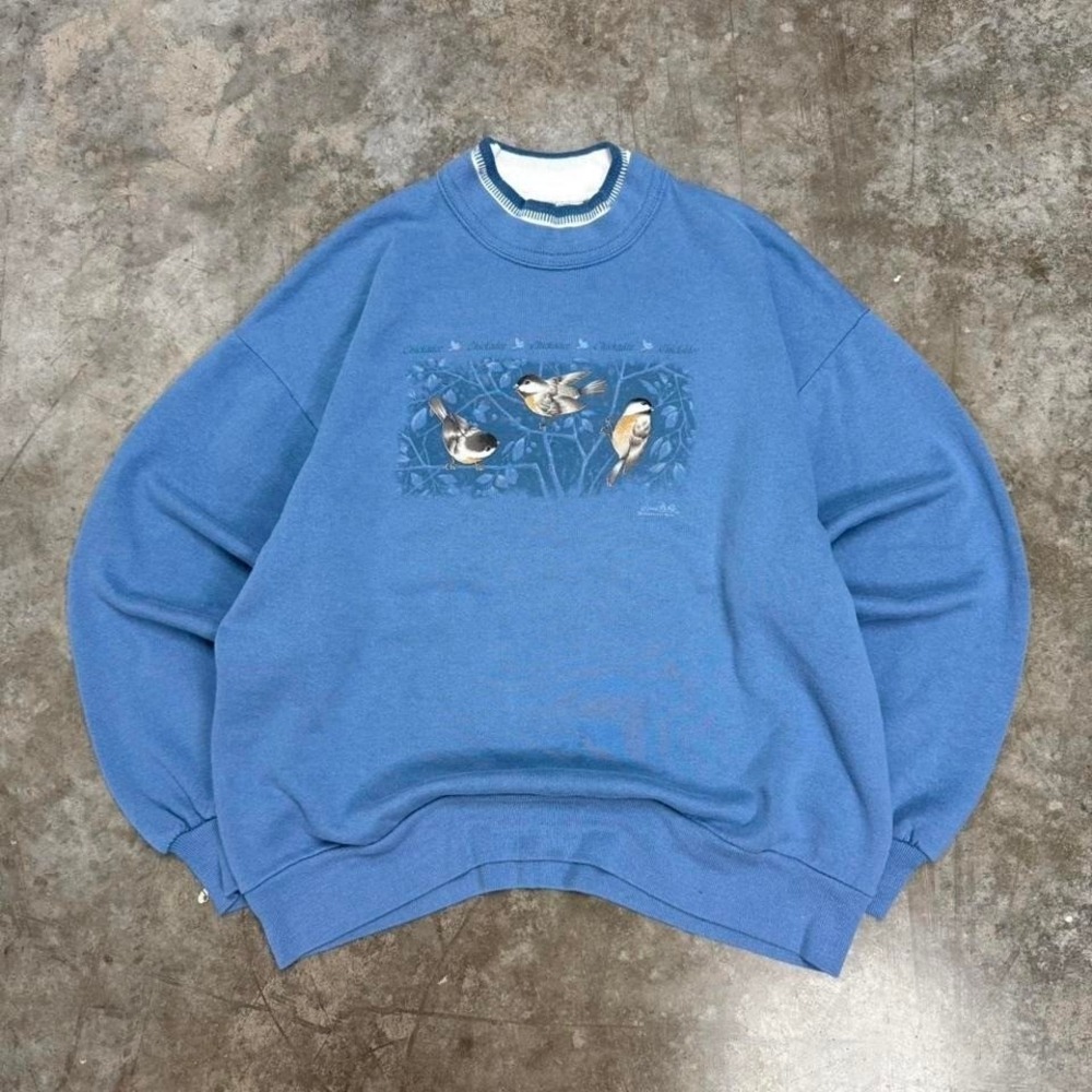 Vintage 90s Baby Blue Chikadee Birds Nature Crewneck Sweatshirt Size M